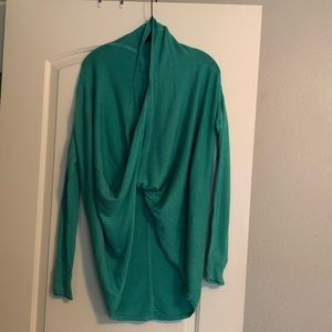 Lululemon - two way sweater, sea green size 4